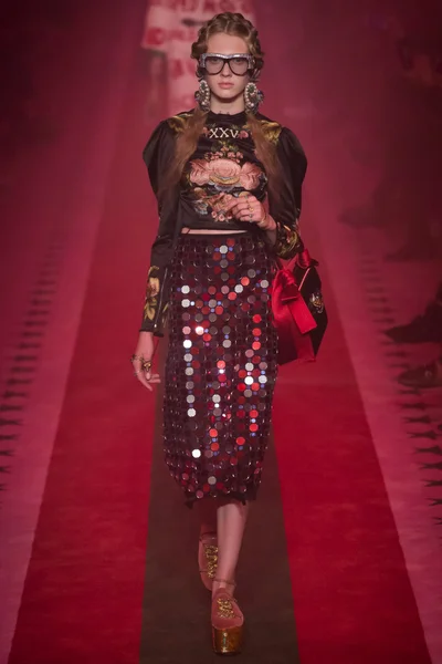 Look 34